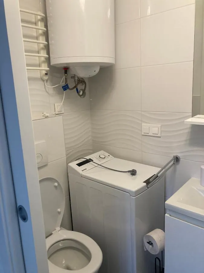 4* Posta / Butiga Couples Only Apartments Vrbnik   Vrbnik (Primorje-Gorski Kotar)