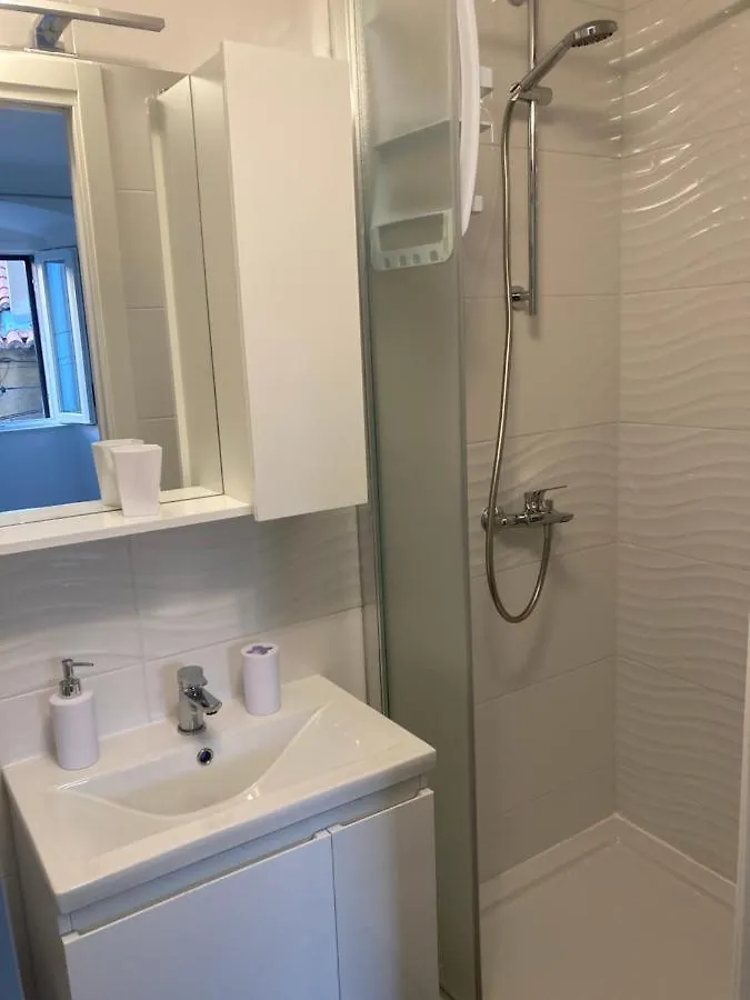 4* Posta / Butiga Couples Only Apartments Vrbnik  0*, Vrbnik (Primorje-Gorski Kotar) Croatia